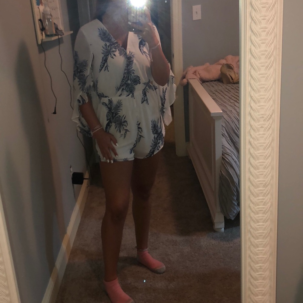 ROMPER - Picture 6 of 7